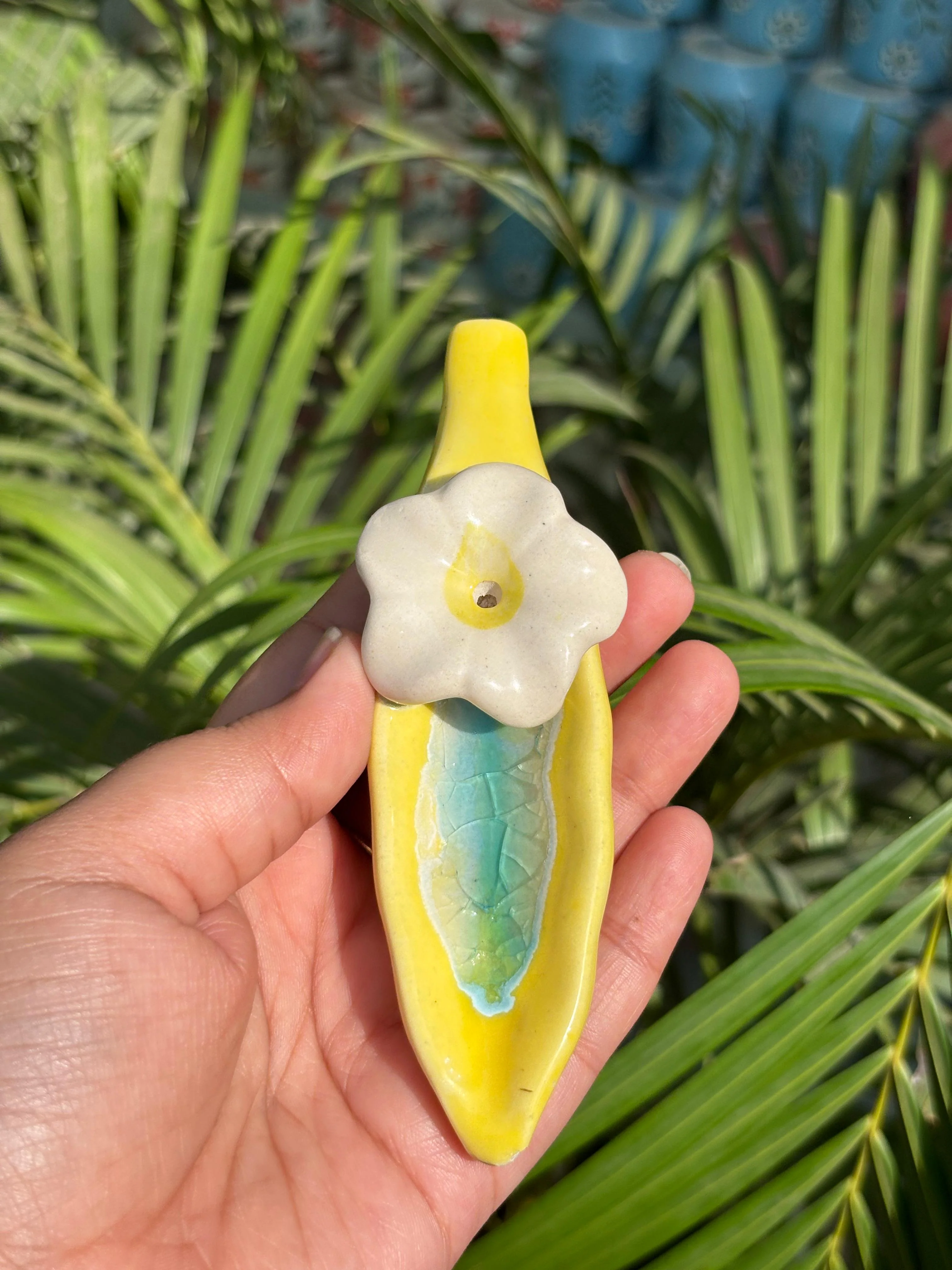 Blooming Leaf Incense Holders/Agarbatti Stands (Set of 4 Assorted Colors) - Image 2